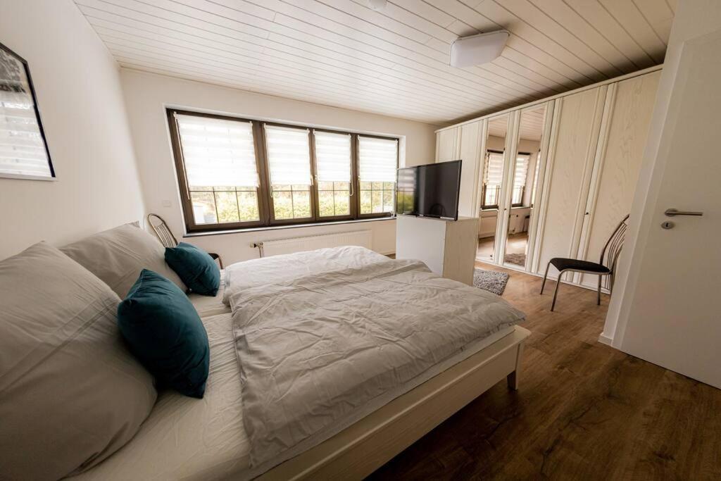 Wohnung Hirschhoehe Im Taunus Neu-Anspach المظهر الخارجي الصورة
