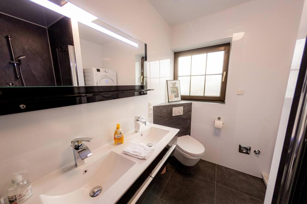 Wohnung Hirschhoehe Im Taunus Neu-Anspach المظهر الخارجي الصورة