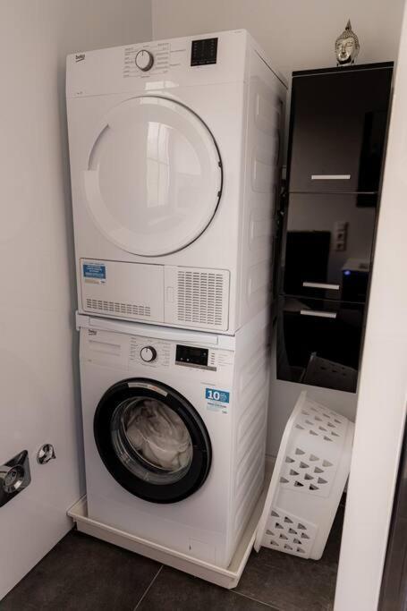 Wohnung Hirschhoehe Im Taunus Neu-Anspach المظهر الخارجي الصورة