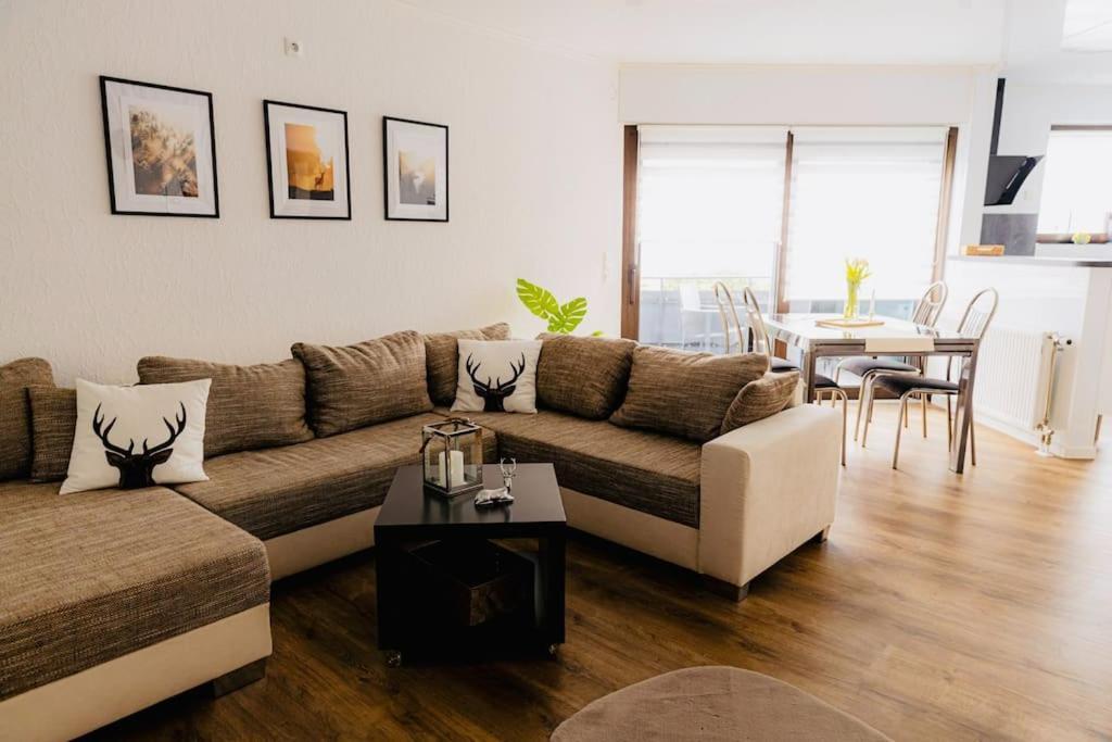 Wohnung Hirschhoehe Im Taunus Neu-Anspach المظهر الخارجي الصورة